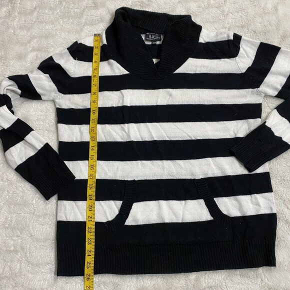 NWD Sweater Womens Size XL Black/White 100% Acrylic Striped Pullover Mock Neck - Picture 3 of 8